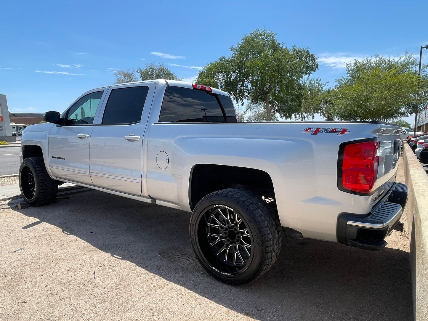 2017 CHEVROLET SILVERADO 1500 CREW CAB