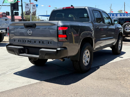 2022 Nissan Frontier Crew Cab