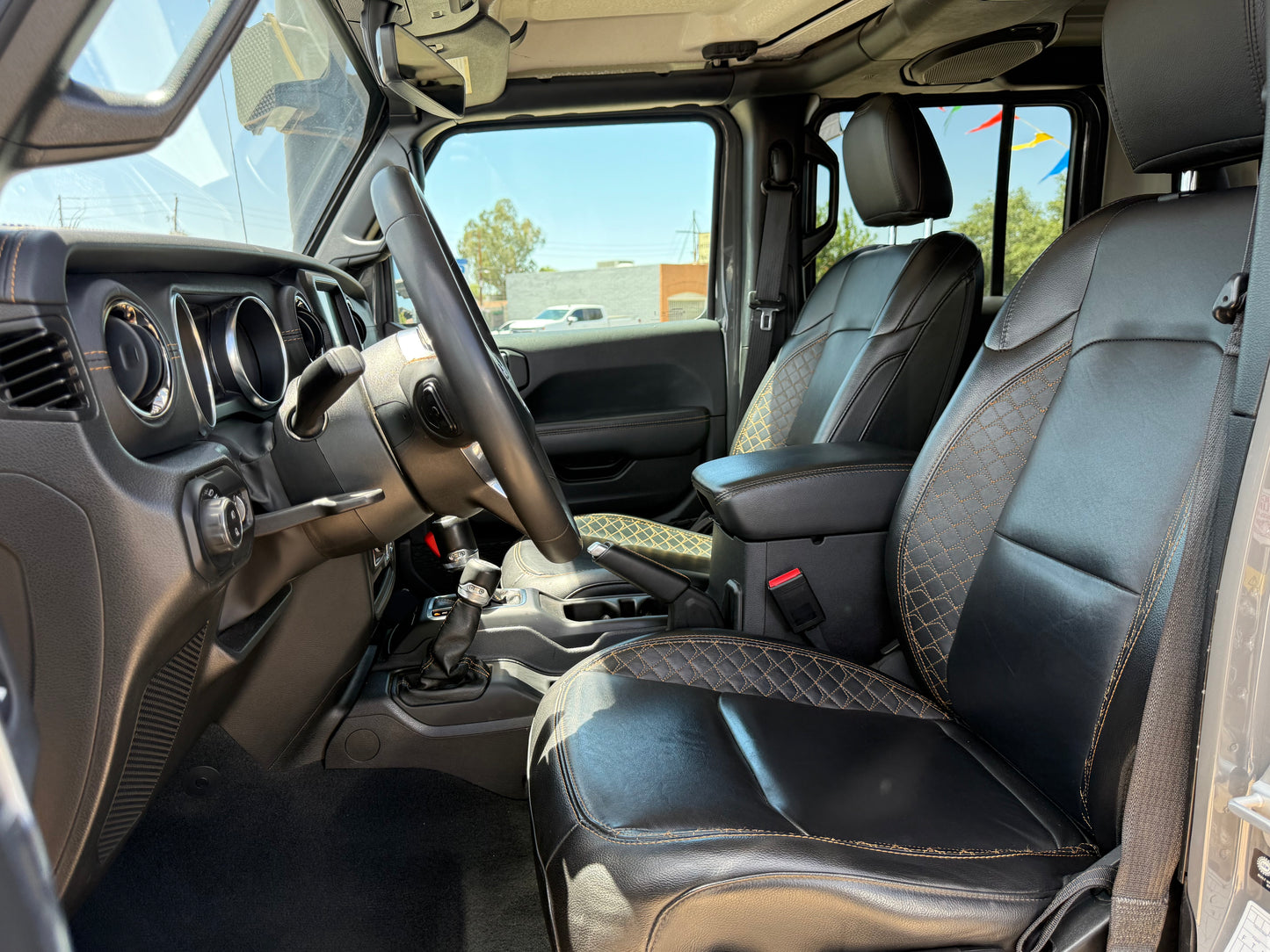 2023 Jeep Gladiator