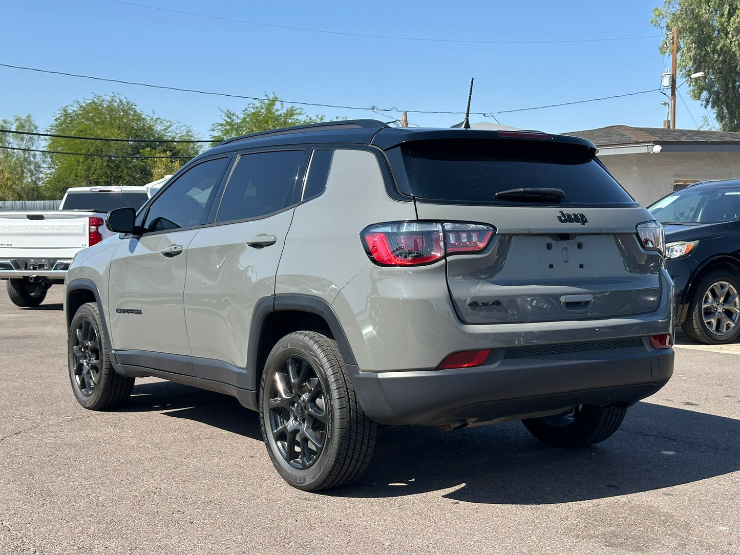 2023 JEEP COMPASS