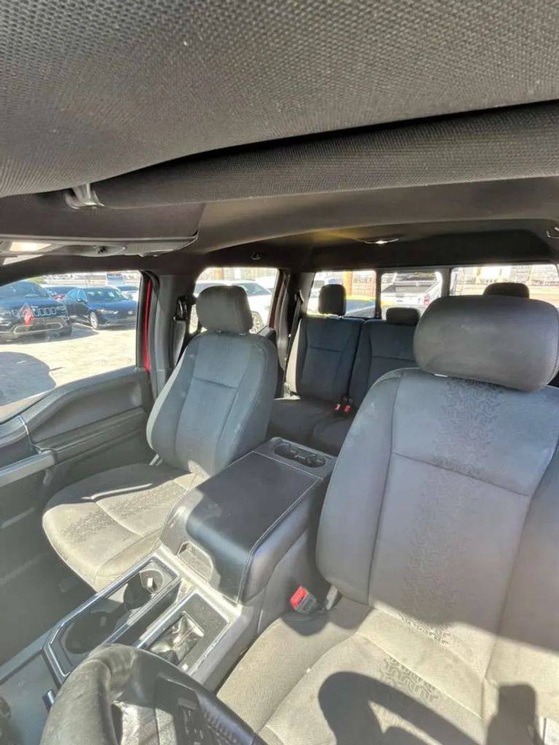 2019 Ford F150 SuperCrew Cab XLT