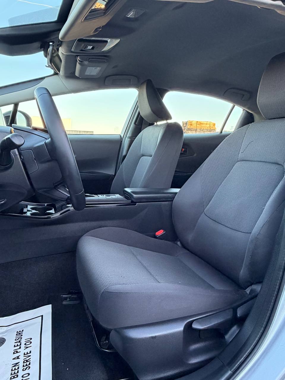 2025 Toyota Prius LE